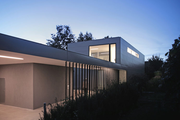 Haus-32x6-2
