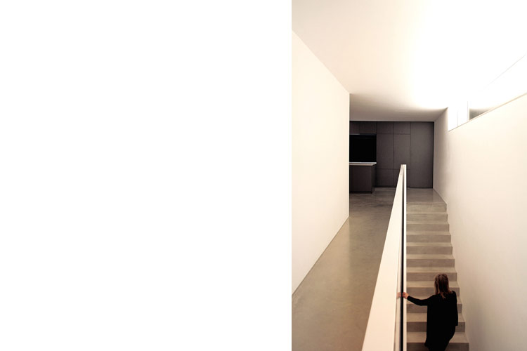 Haus-32x6-4